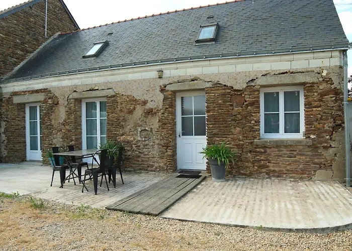 De L'aubiniere Brissac-Quince